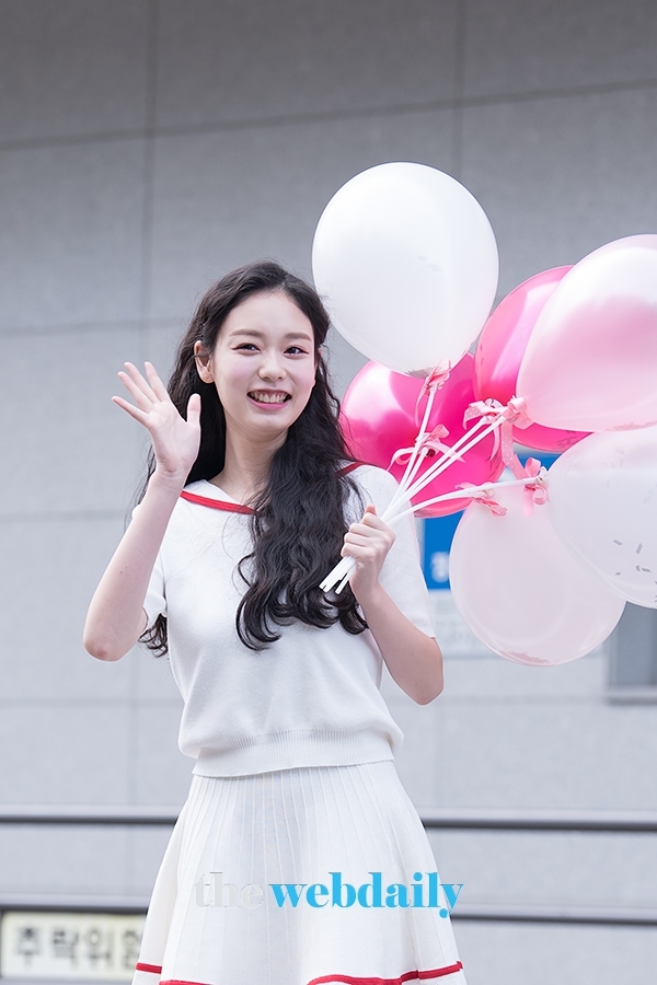 김도아, Mnet ‘프로듀스48’출근길 현장