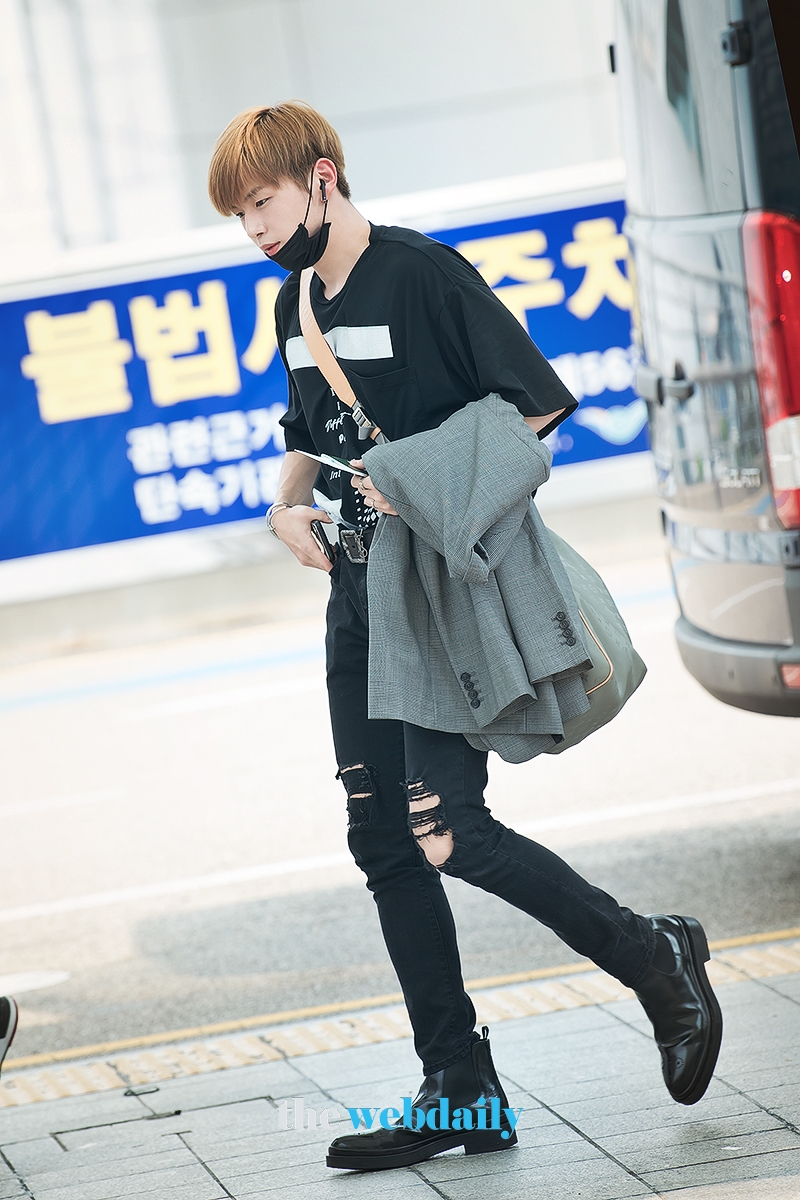 WannaOne(워너원) 강다니엘, 인천국제공항 출국 현장
