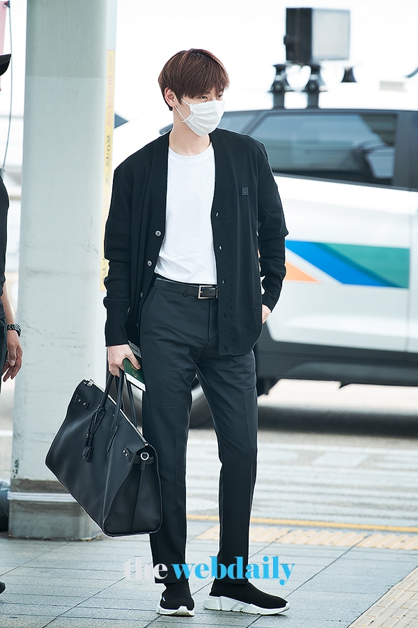 WannaOne(워너원) 황민현, 인천국제공항 출국 현장