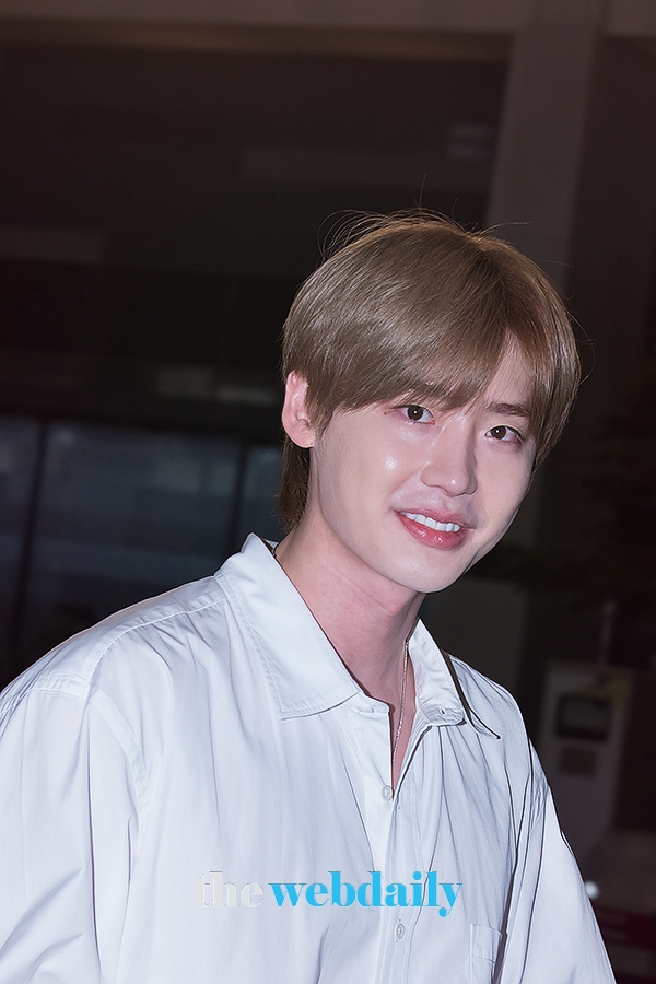 이종석, 김포국제공항 출국 현장