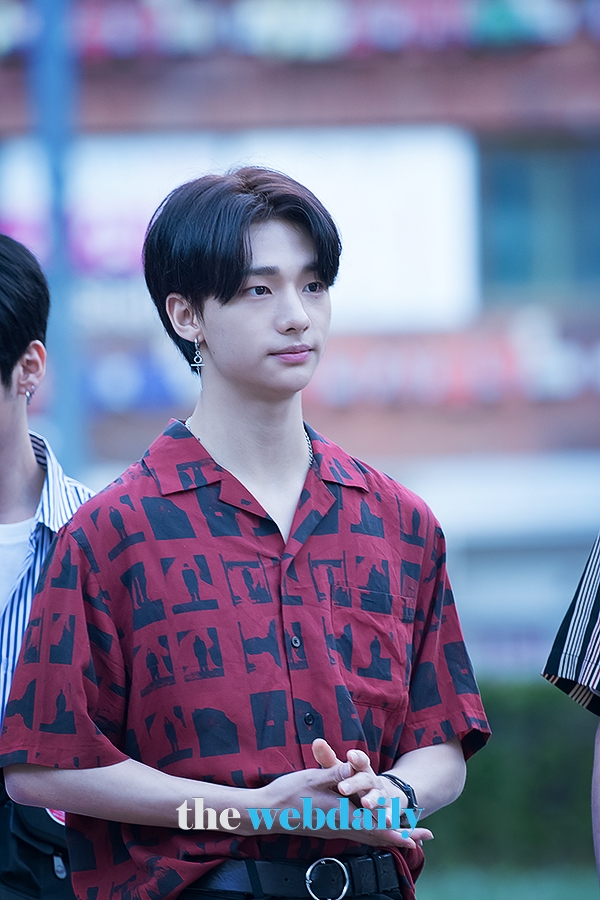 StrayKids(스트레이키즈) 현진, KBS 2TV 음악방송 '뮤직뱅크' 출근길