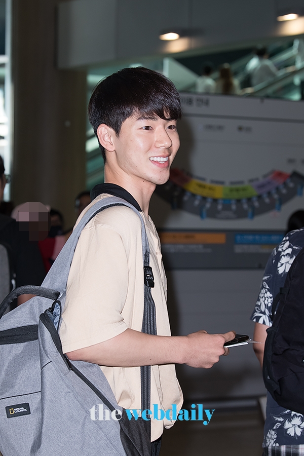 배현성, 인천국제공항 입국 현장
