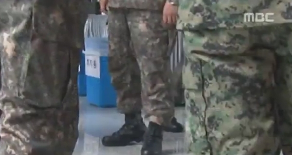 육군 위문공연 논란, 뜻하지 않게 잡음...불편한 시각들 속출