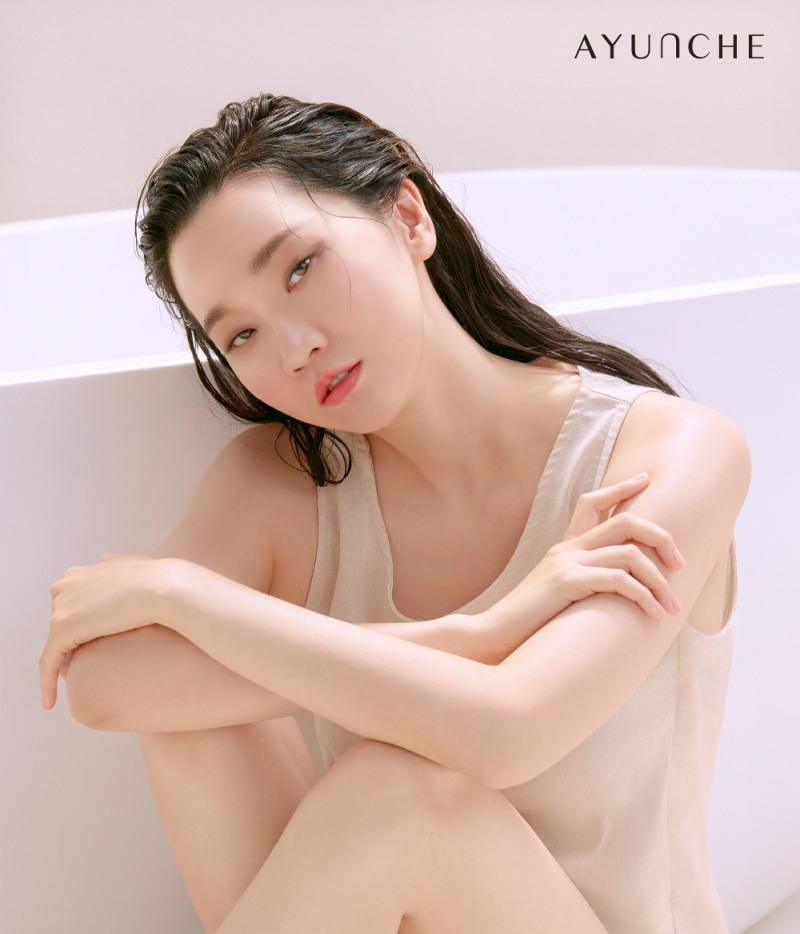 브랜드 아윤채, 모델 장윤주와 함께한 화보 공개