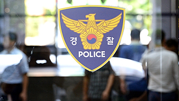 하반신 마비 행세, 수년 지나 뜻하지 않은 곳에서...밟힌 꼬리