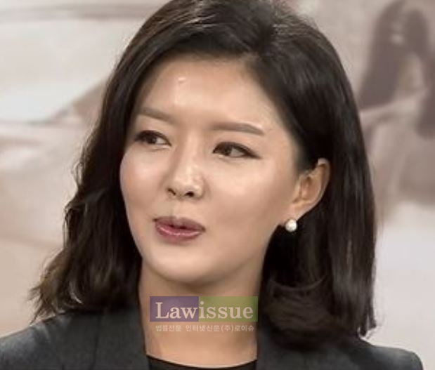 강용석, 도도맘 김미나에 또다시 많은 이들의 쏠리는 시선...어쩌다가?