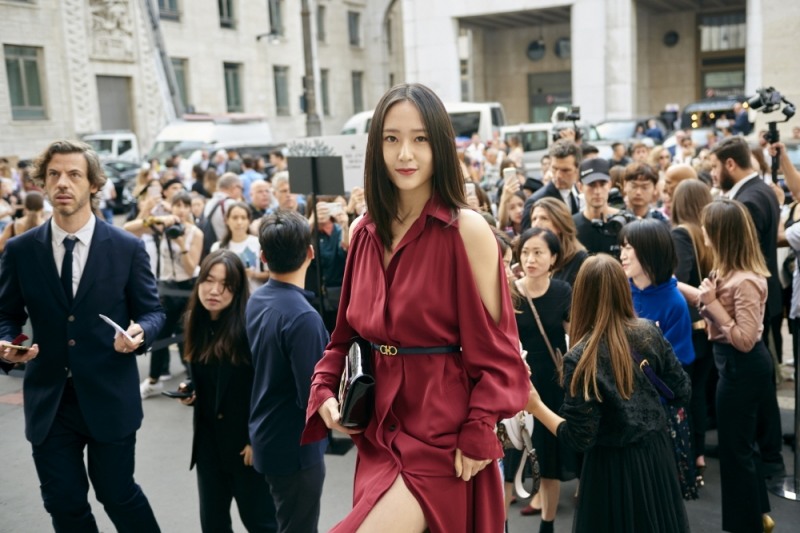 크리스탈, 韓 대표 페라가모 패션쇼 참석