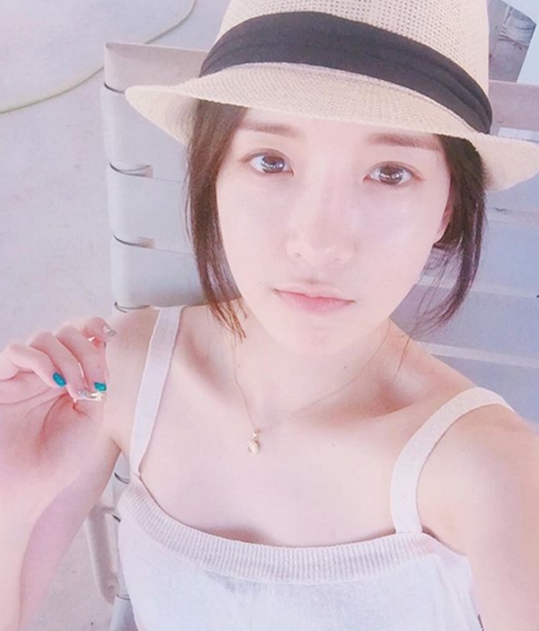정인선, '우수에 찬 눈빛 아련아련...부러질 듯 쇄골라인'