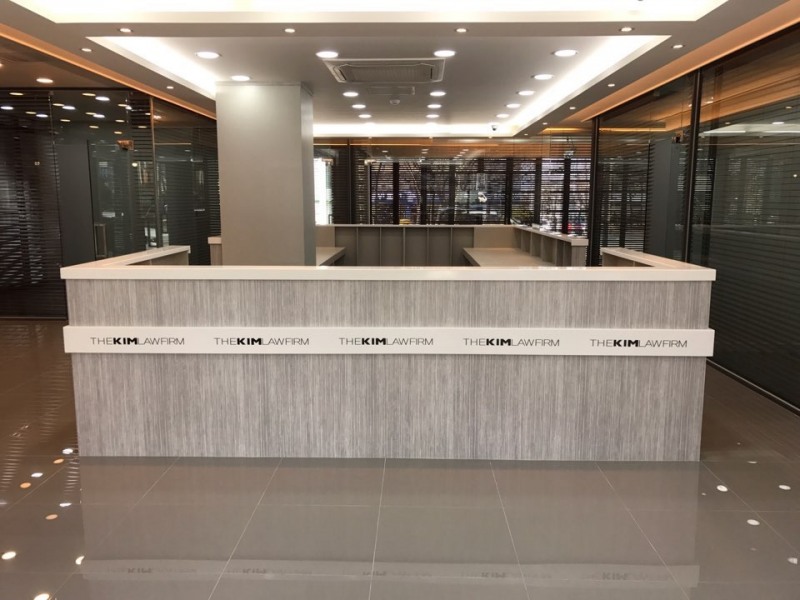 창원변호사 법무법인 더킴로펌, 지역공무원들 위한 공익적 법률자문 무료지원