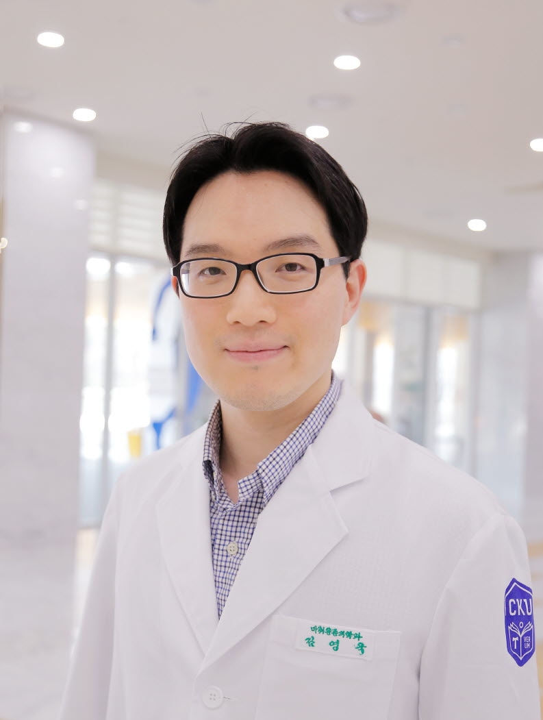 (사진=국제성모병원 김영욱 교수)