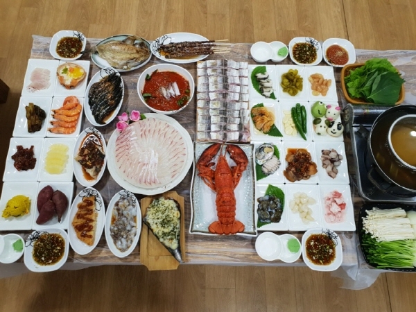 여수맛집 ‘진남횟집’, 여수 10미 하모샤브샤브와 현지인이 추천하는 생우럭탕 선보여