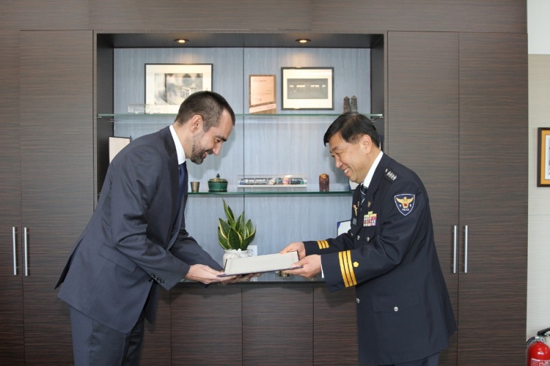 서울9호선운영㈜ 대표이사 경찰청장 감사장 수상