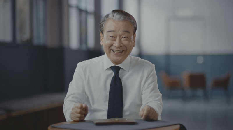 맘스터치, 새 광고 모델로 배우 이순재 발탁
