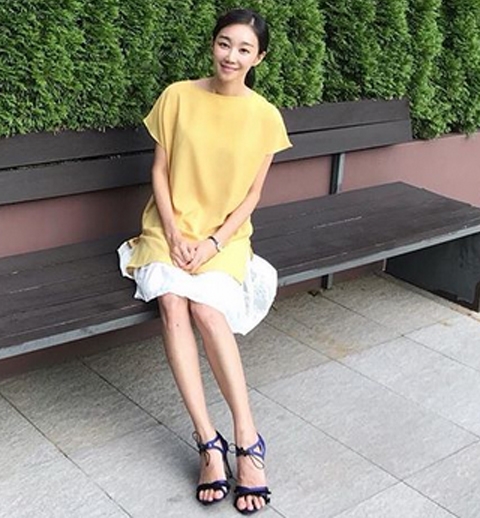 '부러질듯'...유민주, '단아하게 앉은 극세사 라인'