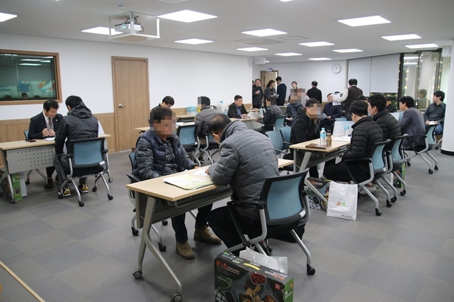 일터나눔 HUG 취업박람회를 진행하고 있다.(사진제공=한국법무보호복지공단대구지부)