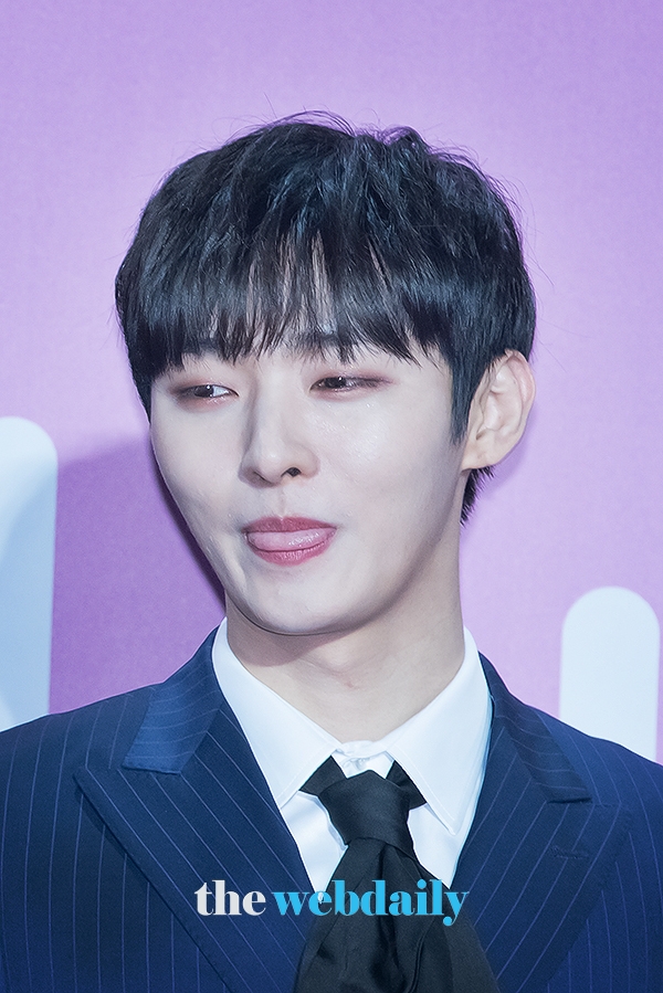 워너원(WannaOne) 윤지성, ‘2018 멜론 뮤직 어워드’레드카펫 행사