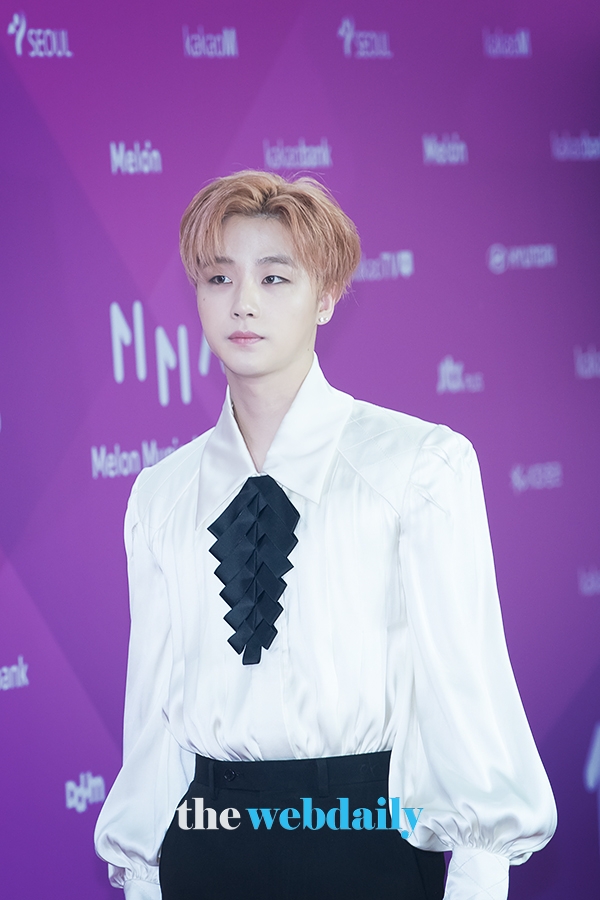 아이콘(iKON) 김진환, ‘2018 멜론 뮤직 어워드’레드카펫 행사