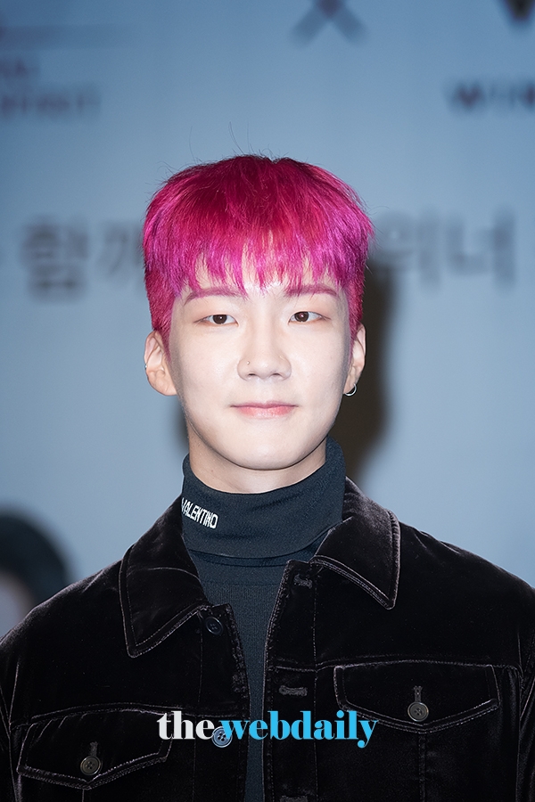 위너(WINNER) 이승훈, 드롭탑 팬사인회 현장