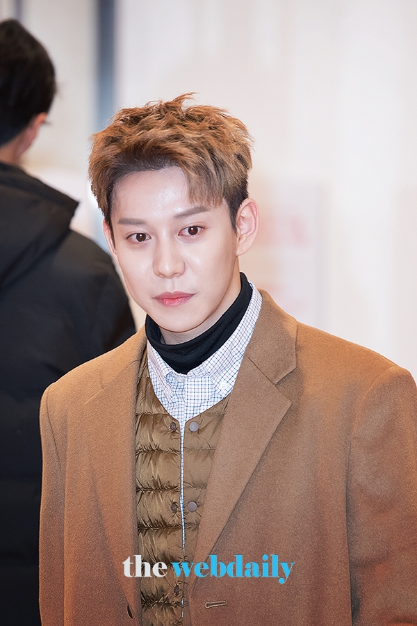 박경, '유니클로 홀리데이' 이벤트 포토월 행사