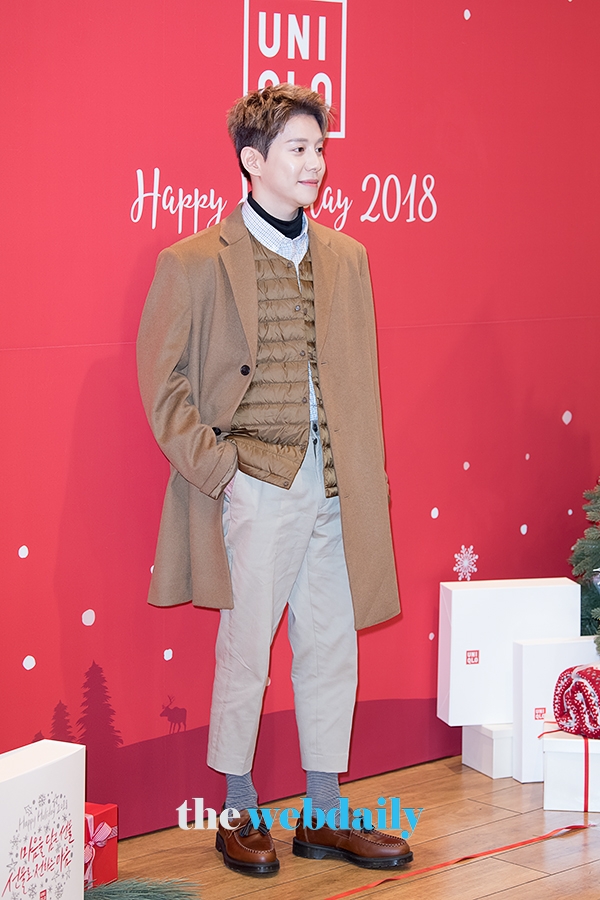 박경, '유니클로 홀리데이' 이벤트 포토월 행사