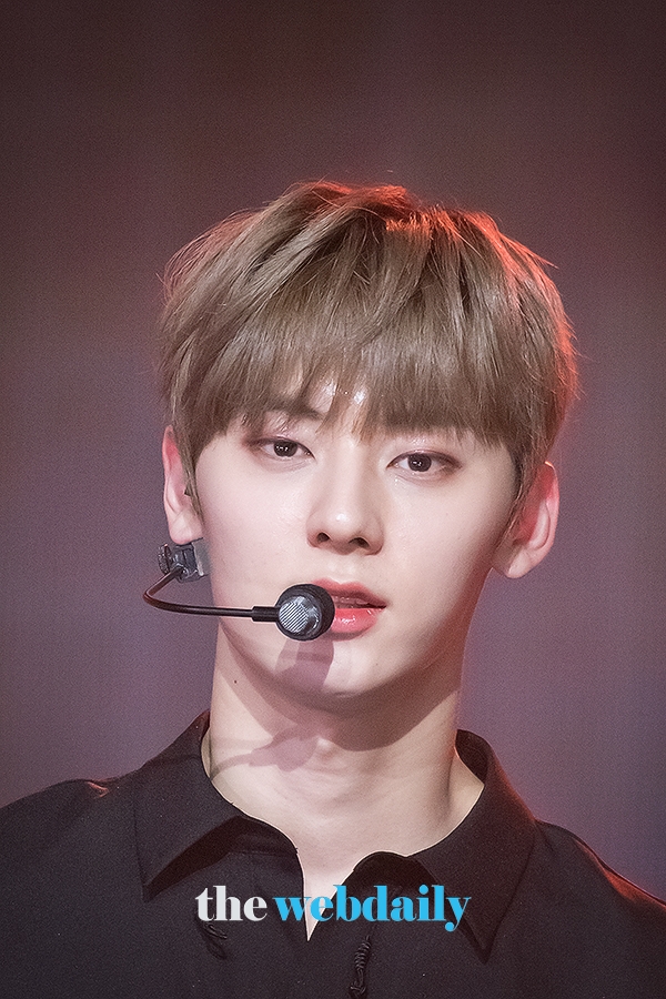 워너원(WannaOne) 황민현, MBC MUSIC '쇼챔피언' 현장공개