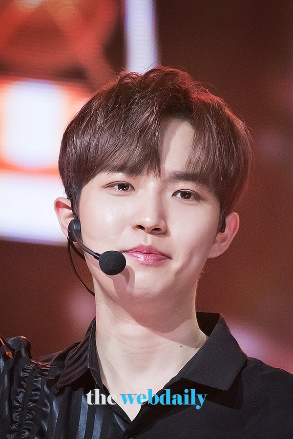 워너원(WannaOne) 김재환, MBC MUSIC '쇼챔피언' 현장공개