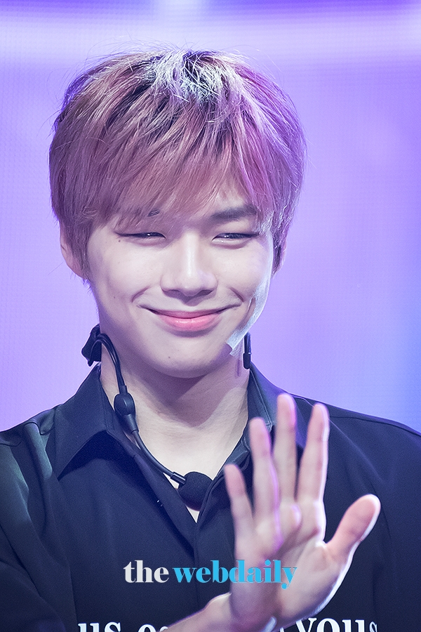 워너원(WannaOne) 강다니엘, MBC MUSIC '쇼챔피언' 현장공개