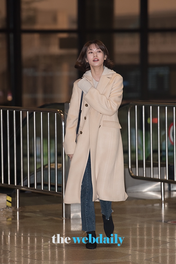 정소민, 김포국제공항 출국 현장