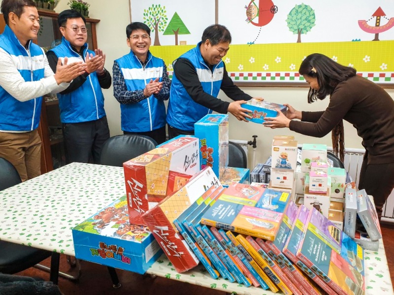 한국지엠, 송년맞이 릴레이 자원봉사 실시