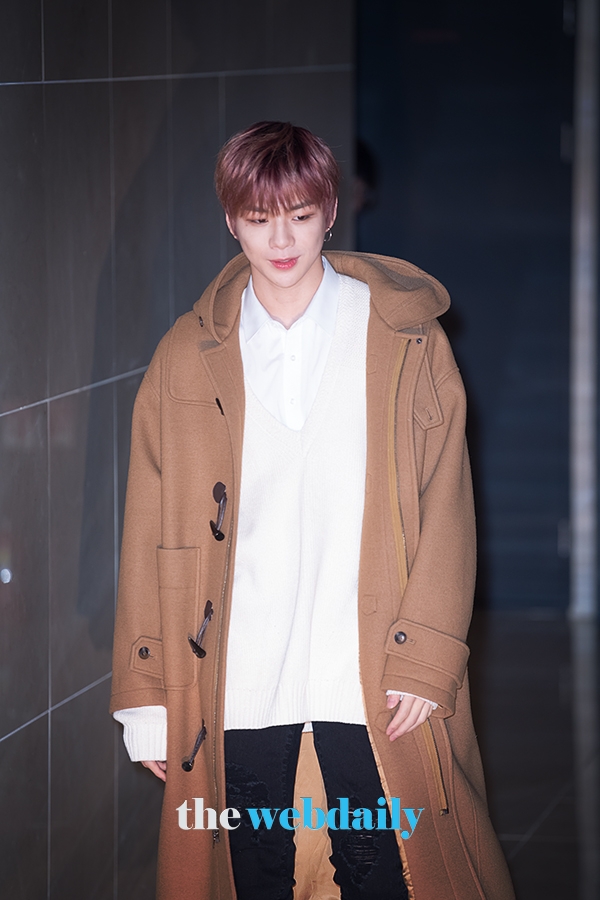워너원 강다니엘, 'LAP' 팬사인회 현장