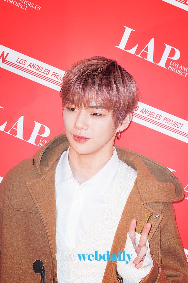 워너원 강다니엘, 'LAP' 팬사인회 현장