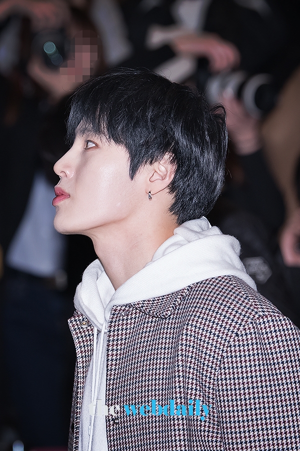 워너원(WannaOne) 하성운, 김포국제공항 출국 현장