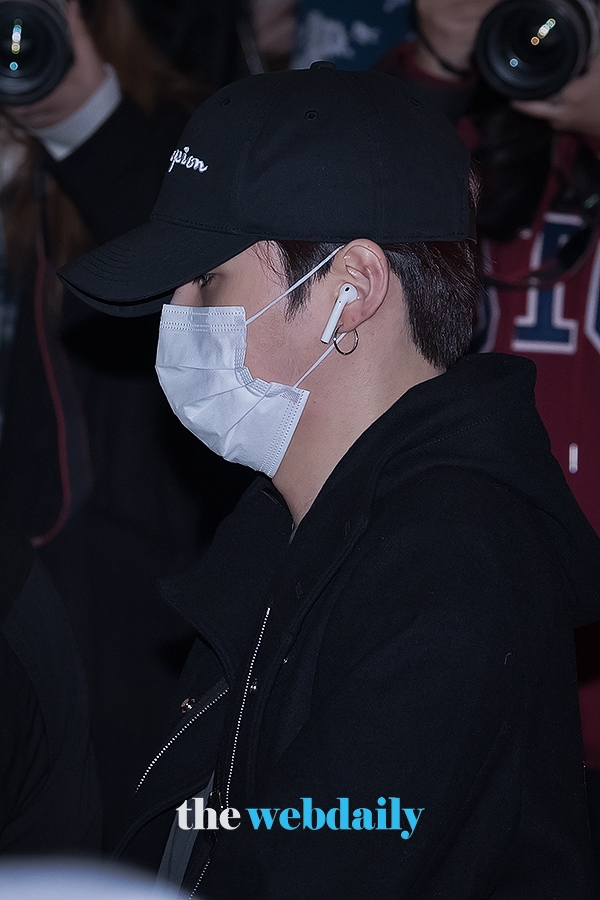 방탄소년단(BTS) 슈가, 김포국제공항 출국 현장