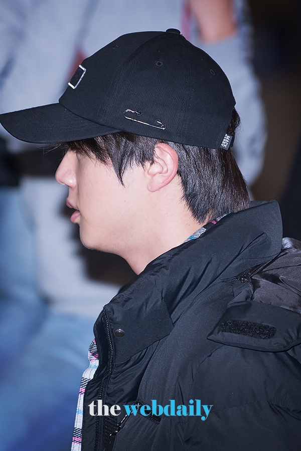 방탄소년단(BTS) 진, 김포국제공항 출국 현장