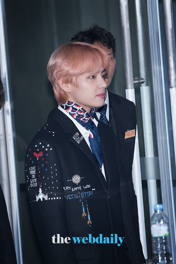 방탄소년단(BTS) 뷔, '2018 sbs 가요대전' 포토월 행사 현장
