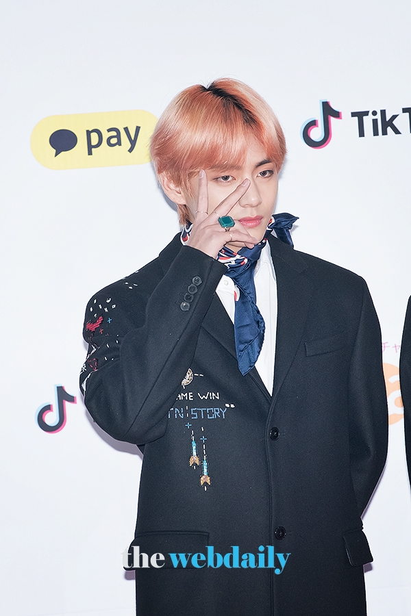 방탄소년단(BTS) 뷔, '2018 sbs 가요대전' 포토월 행사 현장