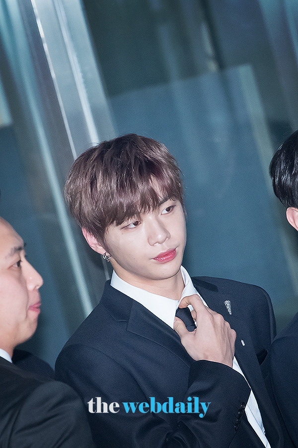 Wanna One (워너원) 강다니엘, '2018 sbs 가요대전' 포토월 행사 현장