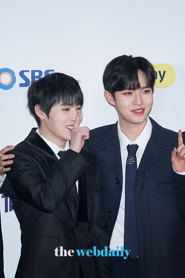 Wanna One(워너원) 하성운-김재환, '2018 sbs 가요대전' 포토월 행사 현장