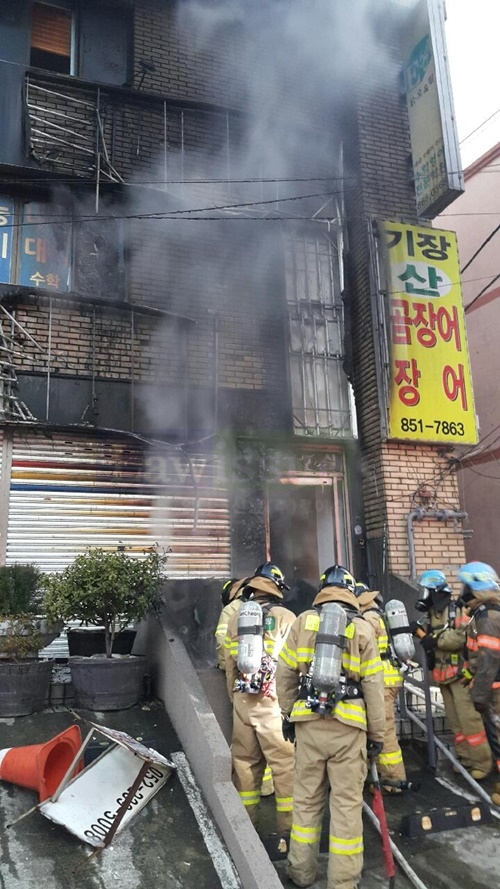 화재현장.(사진제공=부산지방경찰청)