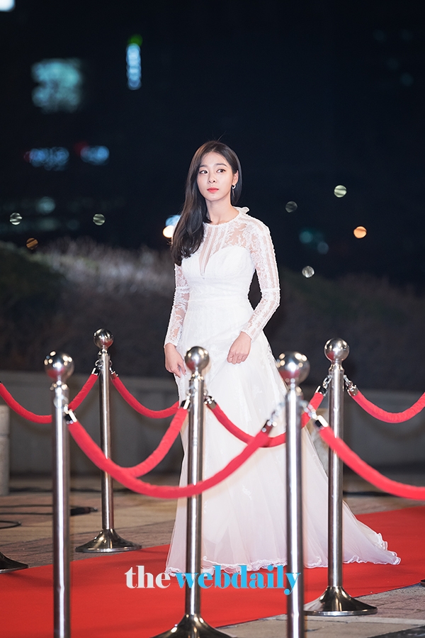 설인아, ‘2018 KBS 연기대상’ 레드카펫 포토월 행사