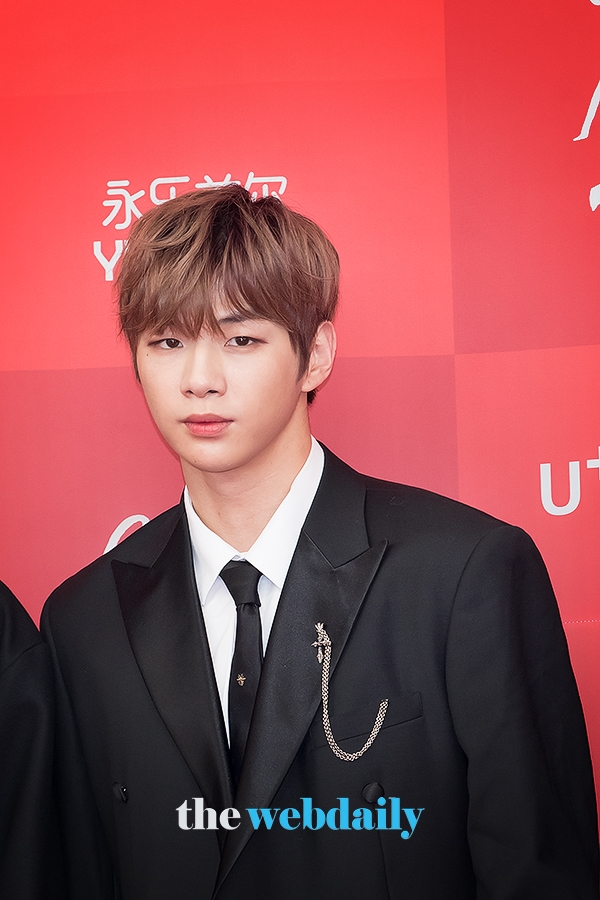 워너원(WannaOne) 강다니엘, 2019 골든디스크 어워즈 (음반 대상) 레드카펫 행사