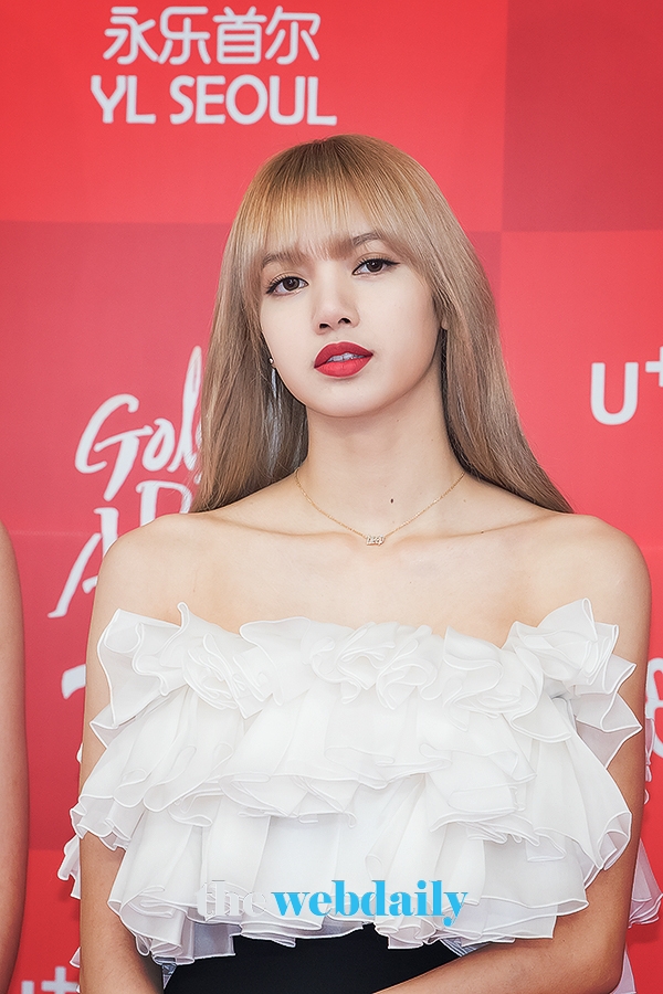 BLACKPINK(블랙핑크) 리사, 2019 골든디스크 어워즈 (음원 대상) 레드카펫 행사