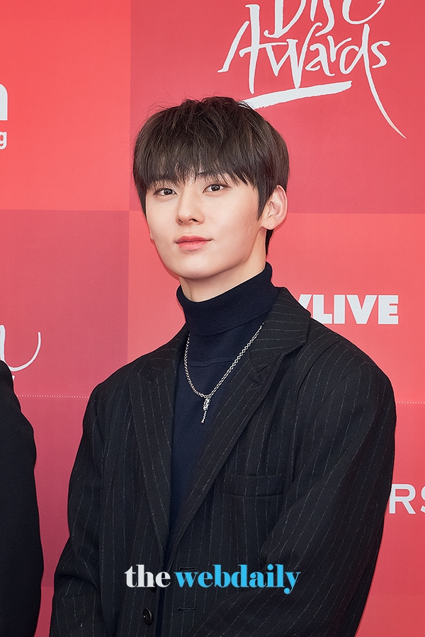 워너원(WannaOne) 황민현, 2019 골든디스크 어워즈 (음원 대상) 레드카펫 행사