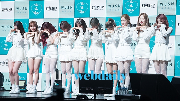 우주소녀, 새 미니앨범 '우주 스테이(WJ STAY)?' 쇼케이스 현장
