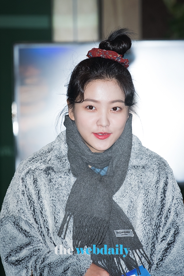 레드벨벳 예리, 김포국제공항 출국 현장