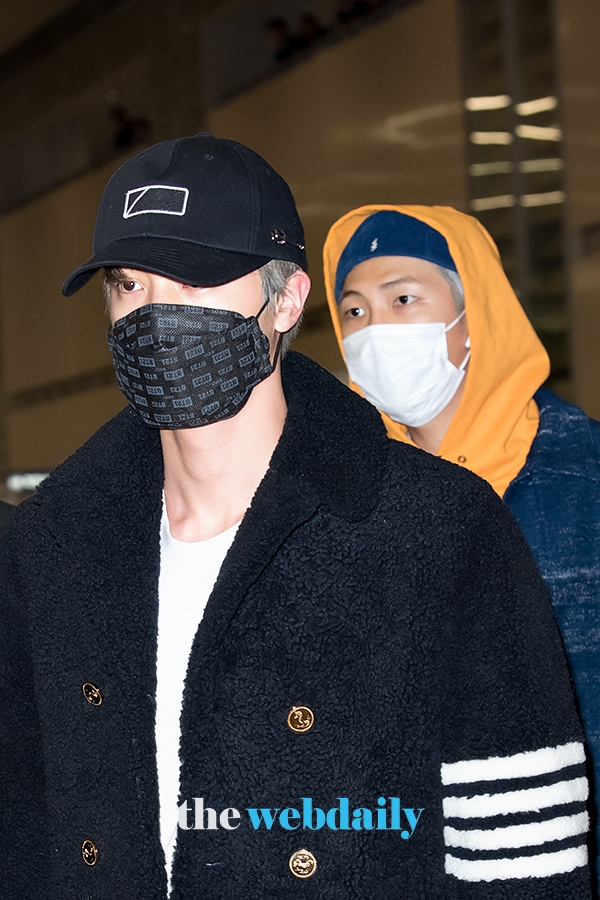 방탄소년단(BTS) 진-RM, 인천국제공항 입국 현장
