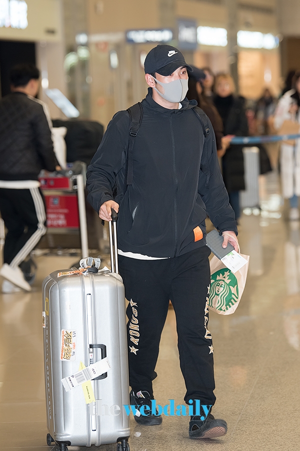 뉴이스트W 강동호, 인천국제공항 입국 현장