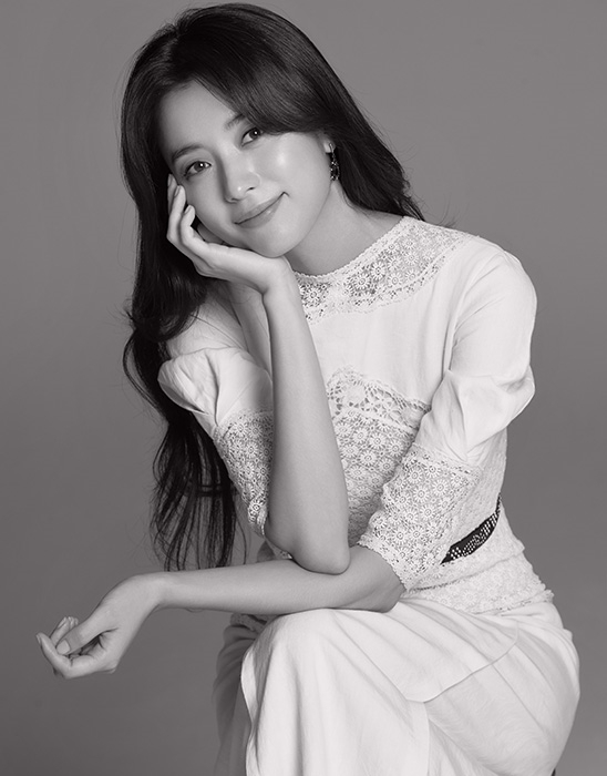 한효주, 미국 TV 시리즈 ‘트레드 스톤’ 캐스팅