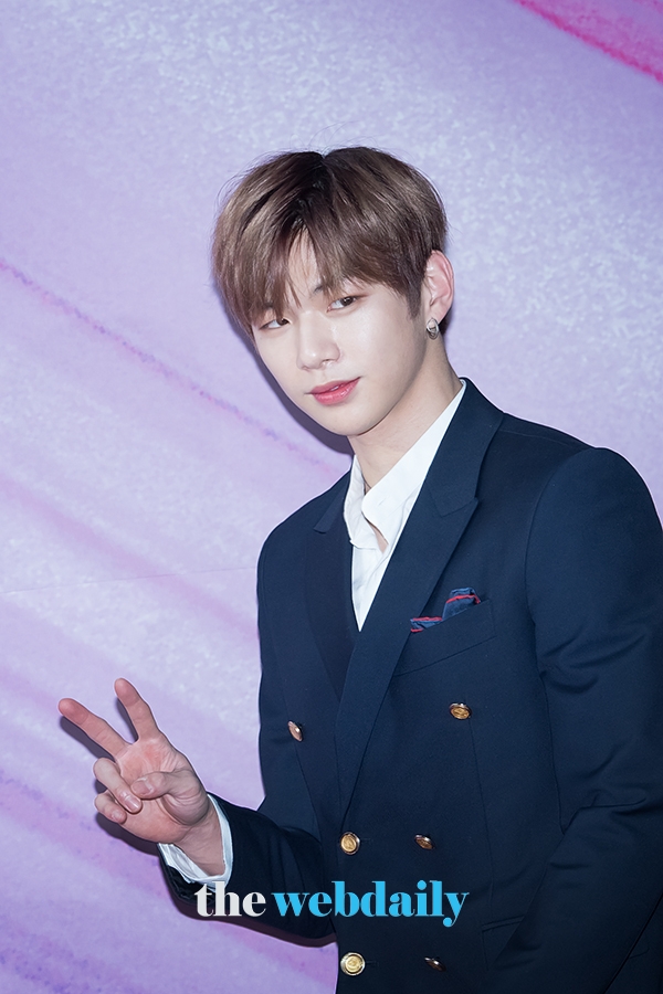 워너원(WannaOne) 강다니엘, ‘서울가요대상’레드카펫 행사
