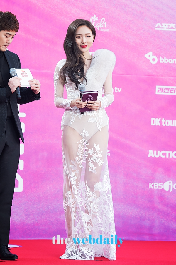 한초임, ‘서울가요대상’레드카펫 행사